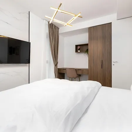 Apartment Lila - By Solinis Homes *