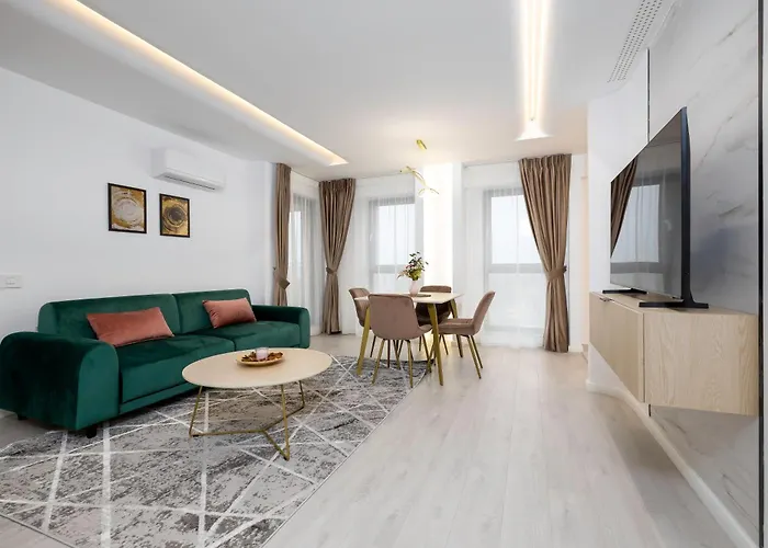 Lila - By Solinis Homes Apartment *