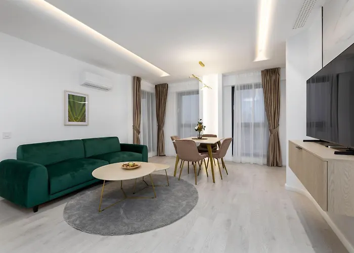 Lila - By Solinis Homes Apartment *
