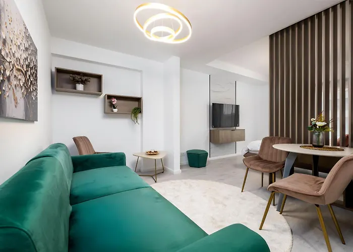 Lila - By Solinis Homes Apartment