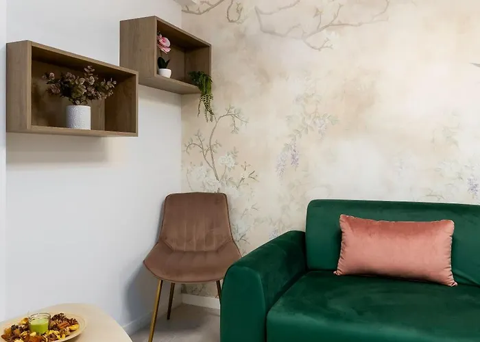 Lila - By Solinis Homes Apartment *